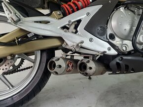 Kawasaki ER-6n - 14