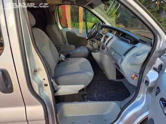 Vivaro 2.5 CDTI 107kW Cosmo 8.míst,Tažné,Klima,Navigace - 14