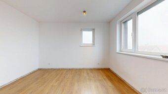 Prodej patrového rodinného domu 124 m², pozemek 549 m² - 14