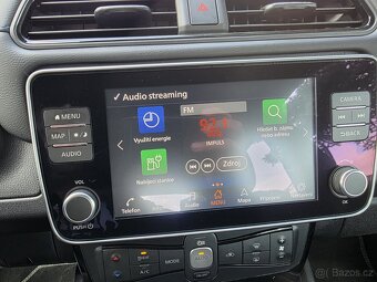 Nissan Leaf 40 KWh ACENTA-2020-ZÁRUKA-SERVIS NISSAN 28 TKM - 14