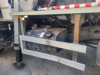 MERCEDES-BENZ UNIMOG U4023 4X4 + MP 18 - 14