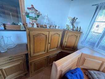 Prodám komody,skříně,kuchyň,botník,rohové sezení z masivu - 14