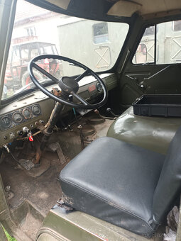 UAZ 452 - 14