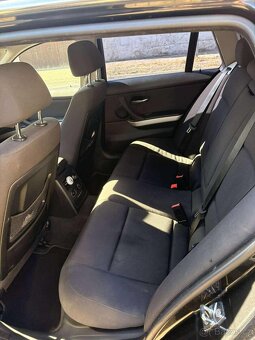 BMW 325d Touring - 14
