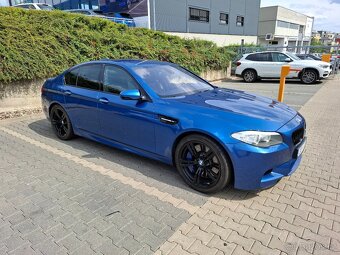 BMW M5 F10 původ ČR, servis BMW - 14