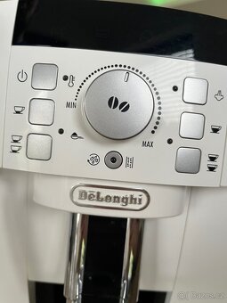 Plne funkčný automatický kávovar Delonghi - 14