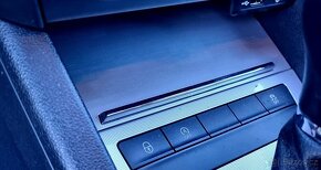Škoda Octavia III. 1.6TDi 4x4, ambiente, serviska, alu, DPH - 14