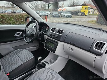 ŠKODA FABIA 1.2 44kW AMBIENTE,KLIMATIZACE,8x AIRBAG,AUX - 14