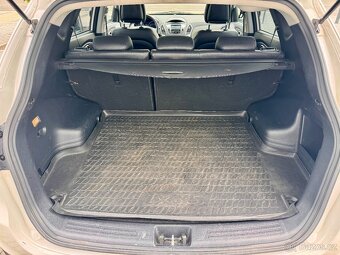 Hyundai IX35 1.6 GDi TRIKOLOR PLUS koup.ČR - 14