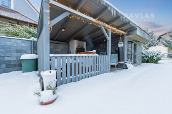 Rodinná rezidence v Novém Spolí – Luxus, prostor a wellness  - 14