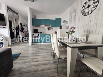 Zařízený apartmán 1+1 s balkonem kousek od moře Sv.Vlas - 14