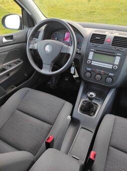 VW Golf V 1,9 TDi, 2008, nová STK, tažné - 14