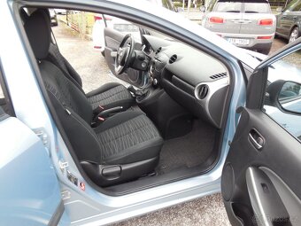 Prodám Mazda 2 ,1.4i,63kw 2.maj - 14