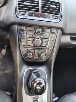 Opel Meriva, 2015. 1.4 74kw benzín, 1. Majitel, nové v ČR - 14