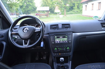 PRODÁM ŠKODA YETI 1.4TSI ADVENTURE PERFEKTNÍ STAV - 14