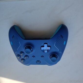 Microsoft Xbox Wireless Controller - 14