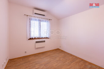 Prodej stavebního pozemku 700 m2, ul. Průmyslová, Jesenice - 14