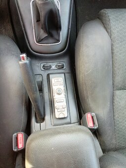 Toyota Avensis Kombi 2.0 D4D,r.v.2004, STK 6/26 - 14