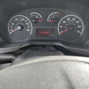 Fiat Qubo, KRÁSNÝ,120TKM,1MAJ74LET,KLIMA - 14