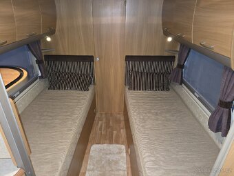 Karavan Swift Conoueror 655 Lux Pro 4/5 osob Pojezd - 14