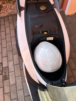 SYM Symphony ST 125 – jako nový, 2 405 km, 1. majitel - 14