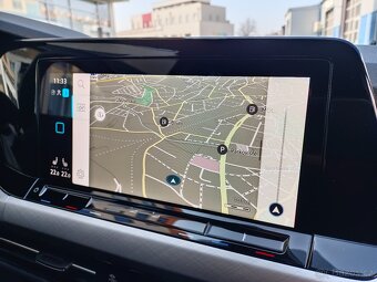 VW Golf 8 Variant Life 2.0TDI 110kW DSG Dynamic LED Virtual - 14