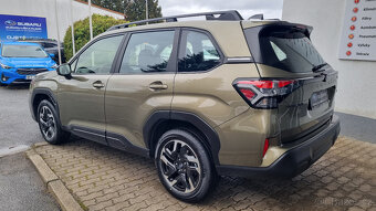 Subaru Forester 2.0i CVT Active NOVÝ Model 2015 - oficial ČR - 14