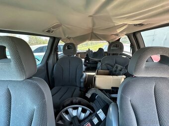 Chrysler Grand Voyager 2.8 CRD - 14