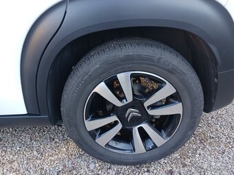Citroën C3 Aircross 1,2 81kW FEEL C SERIES - 14