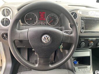 Volkswagen Tiguan 2.0 TDI 103 kW, 4x4, manuál - 14