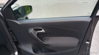 Volkswagen Polo 1.2i,44kw,5dveří,rv-2010,najeto 133399km. - 14