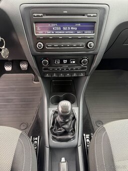 Škoda Rapid, ELEGANCE 1.2 TSI 77kW VÝHŘEV - 14
