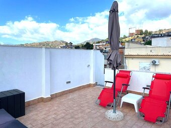 Home office na SICÍLII u moře - 14