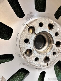 5x120 R17 Volkswagen T7 Originál Alu disky - ET 60 - 14
