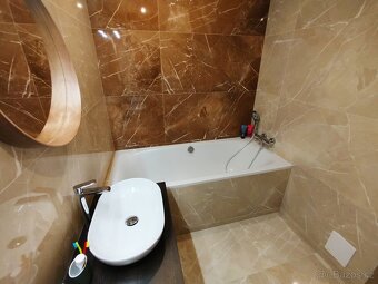Prodej bytu 3+kk 96 m² s vlastní zahradou  - 14