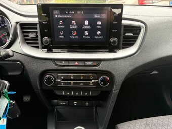 Kia Ceed SW 1.5T-GDI,118kW,Spin,ČR,DPH,TOP,kamera - 14