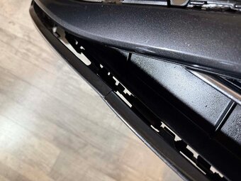 VW PASSAT B8 FACELIFT - náraznik 4xPDC - LB7R - 3G0807221E - 14