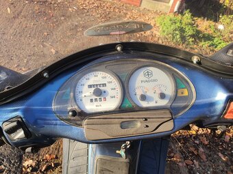 Piaggio hexagon 250GT - 14