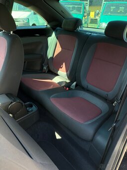 Beetle 1,6tdi 77kw ROZVODY pravidelný servis - 14