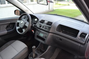 Škoda Fabia II lift 1.2 44kw rok 2012 - 14