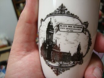 Starožitné porcelánové pohárky Berlín výroba Wallendorf top - 14