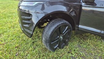 Dětské elektrické vozítko Land Rover 4x4 - 14
