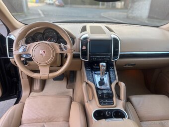 PORSCHE CAYENNE | 3.0 TDi | SERVIS - 14