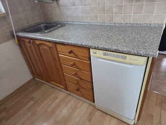 ZACHOVALÁ MASIVNÍ LOŽNICE BOROVICE - 14