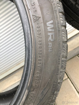 Zimní sada pneu Nokian WRA3 a WRA4 225/45 R18 225/45/18 - 14