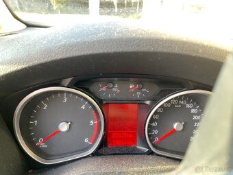 Ford Galaxy 1,6D r.v.2011 - 7 míst - 14