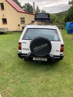 Opel Frontera 2.4i 4x4 TOP STAV BEZ KOROZE - 14