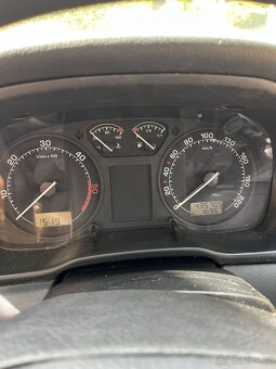 Škoda octavia 1.9tdi 81kw 436tkm rv. 2001 - 14