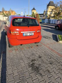Mercedes B 170i,85kw,nové pneu - 14