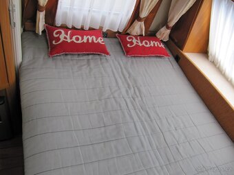 Prodám karavan Hobby 400 sf,model 2008 + mover, klima ,stan - 14